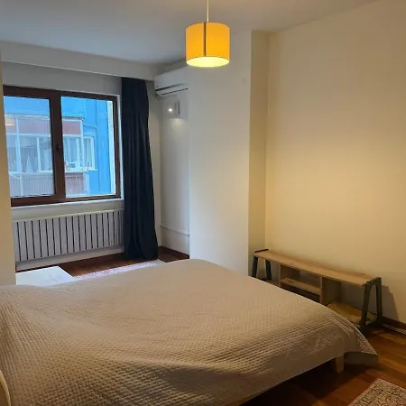 Spacious 3br Gem, Elevator, Cozy Area Istanbul