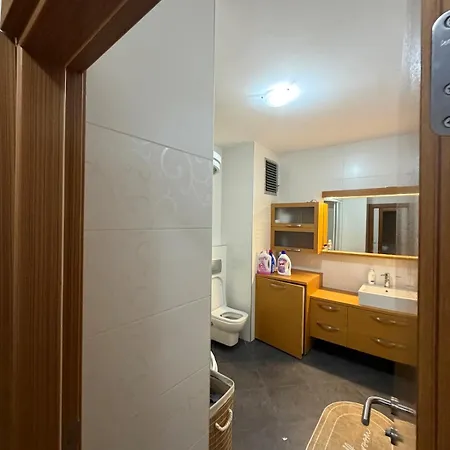 Spacious 3br Gem, Elevator, Cozy Area Istanbul